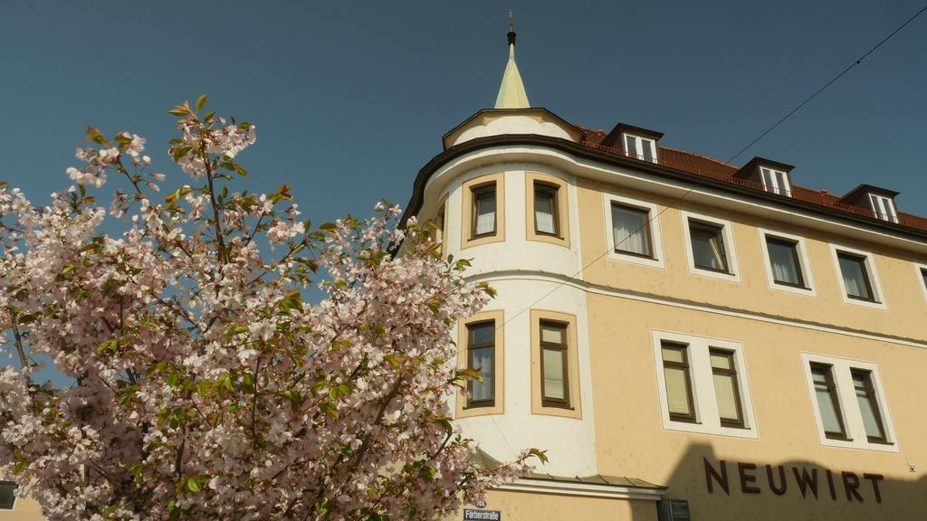 Hotel & Brauerei-Gasthof Neuwirt Neuburg an Der Donau Esterno foto