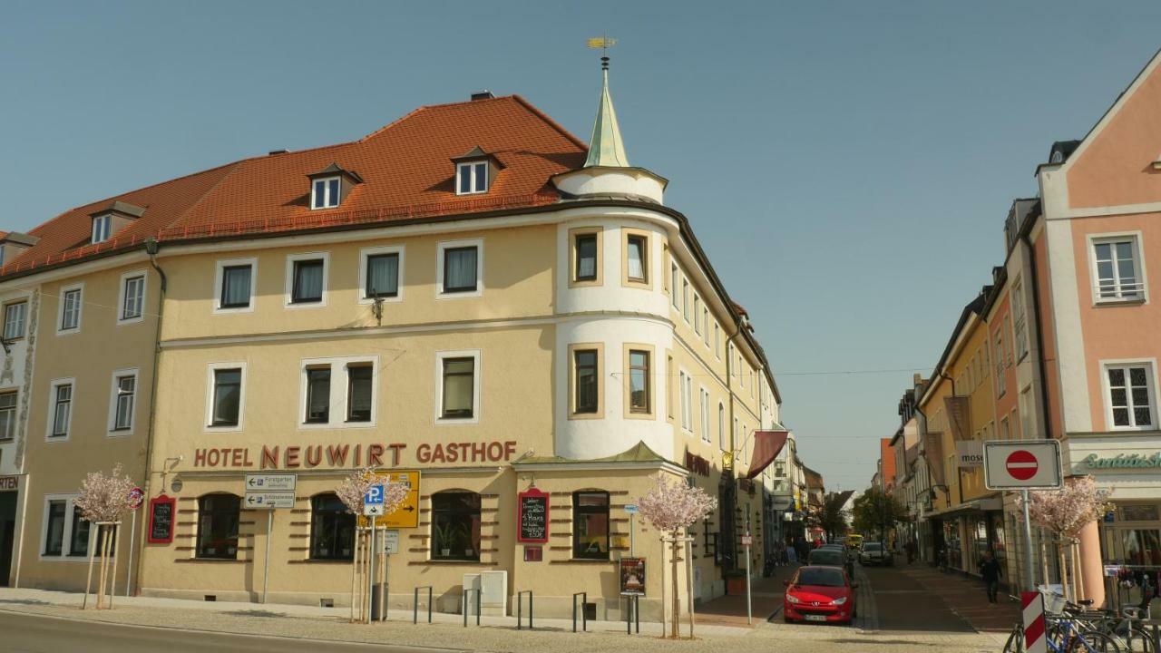 Hotel & Brauerei-Gasthof Neuwirt Neuburg an Der Donau Esterno foto